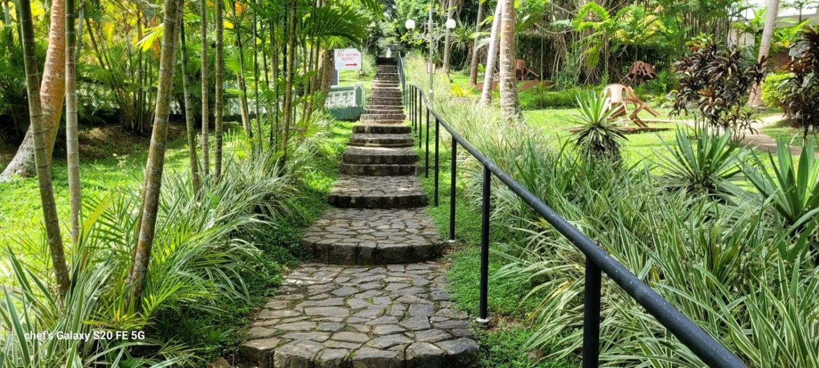 Aqua Pearl Bolgoda Lake Hotel Panadura Exterior photo