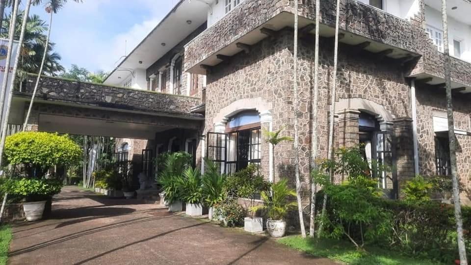 Aqua Pearl Bolgoda Lake Hotel Panadura Exterior photo