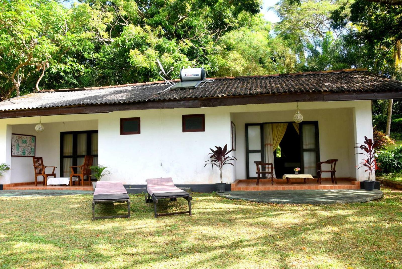 Aqua Pearl Bolgoda Lake Hotel Panadura Exterior photo